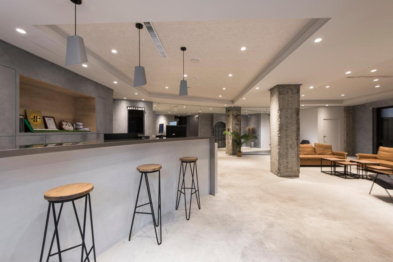 Sparrow Hotel Тайджун Екстериор снимка