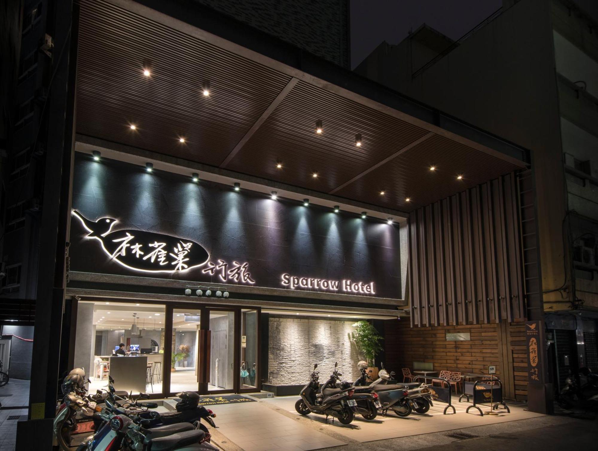 Sparrow Hotel Тайджун Екстериор снимка